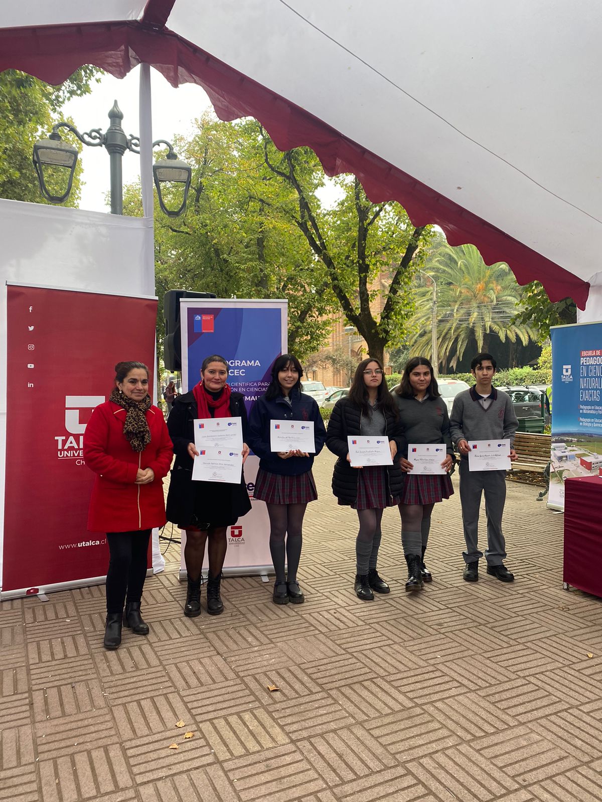 Estudiantes de 8° Año Básico del Liceo Guillermo Marín Participan y Destacan con Excelencia en “Muestra De Aprendizaje De Ciencias Icec 2023” en la Ciudad de Linares