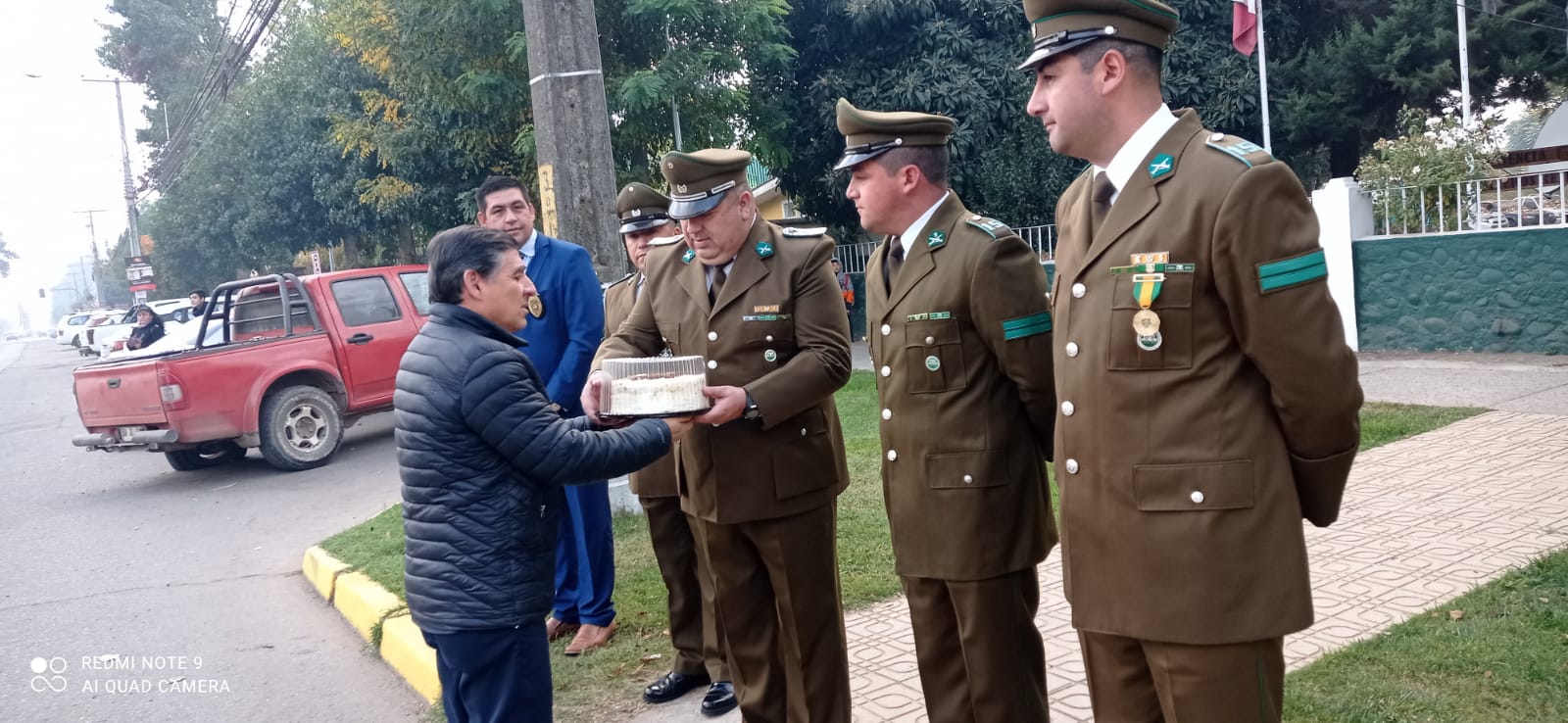 Liceo Guillermo Marín Larraín Saludó a Carabineros de la tenencia de Retiro
